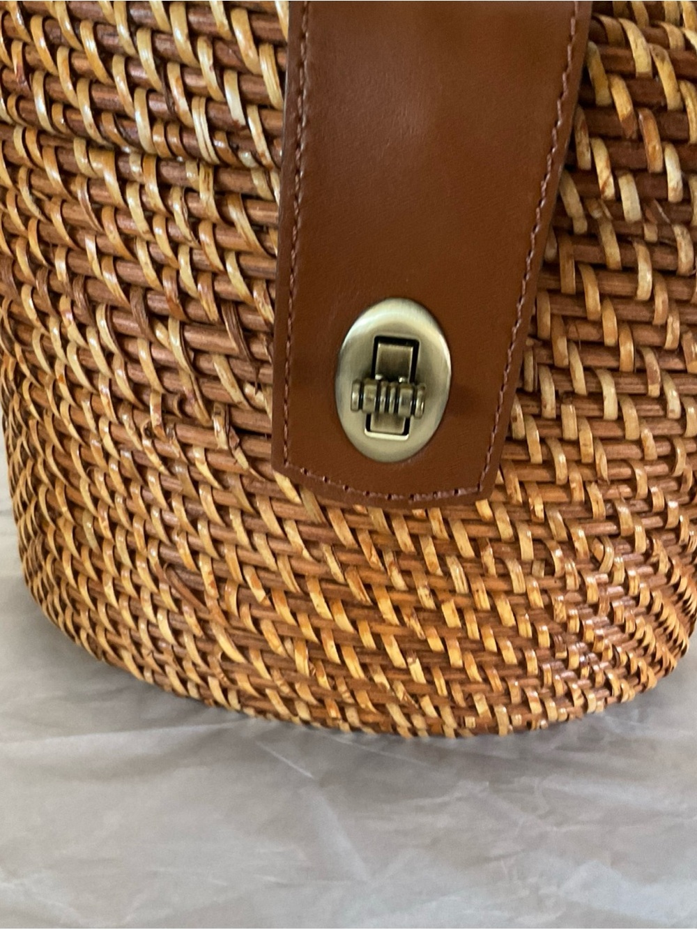 New Patricia Nash Caselle Small Wicker Basket Bag with Leather Trim and scarf - Picture 5 of 13